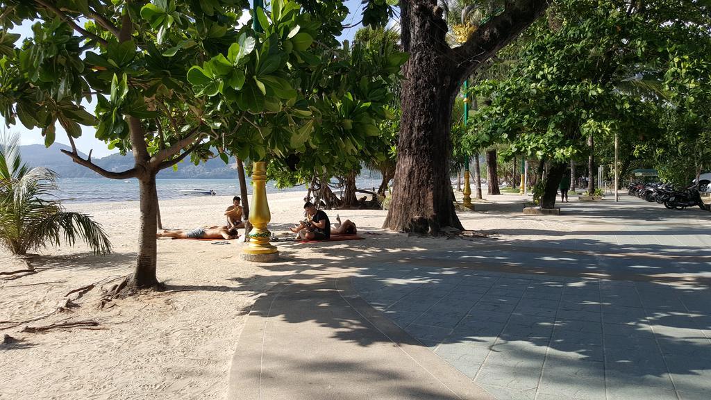The Atlas Patong Екстериор снимка